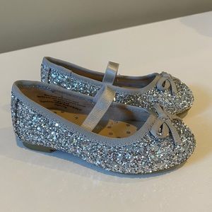 Cat & Jack Silver Glitter Flats